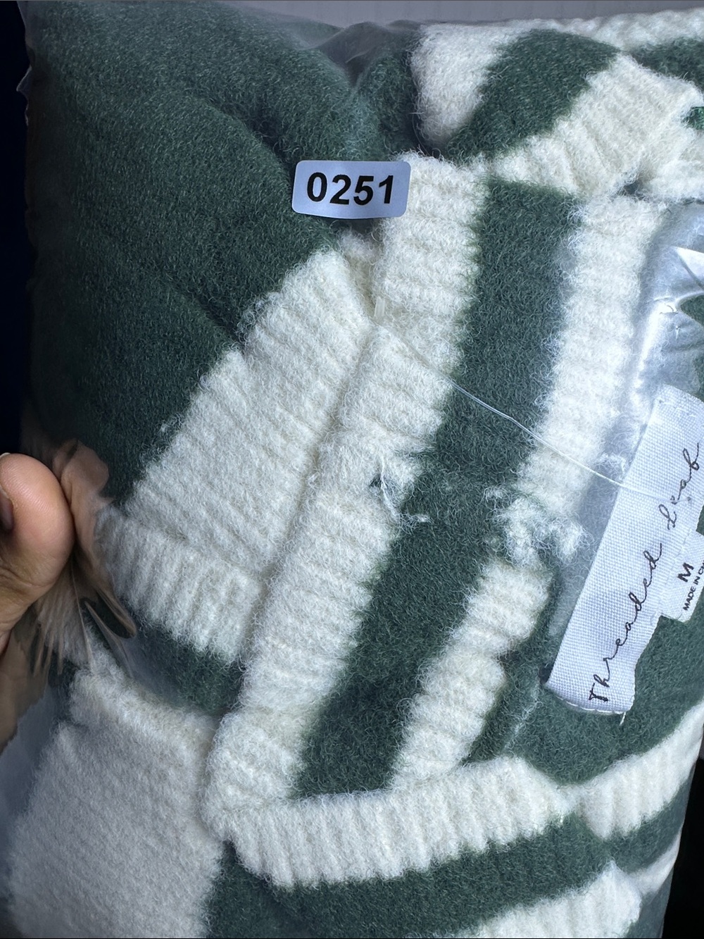 Threaded Leaf green cropped varsity-style cardigan M NWOT - Picture 11 of 11